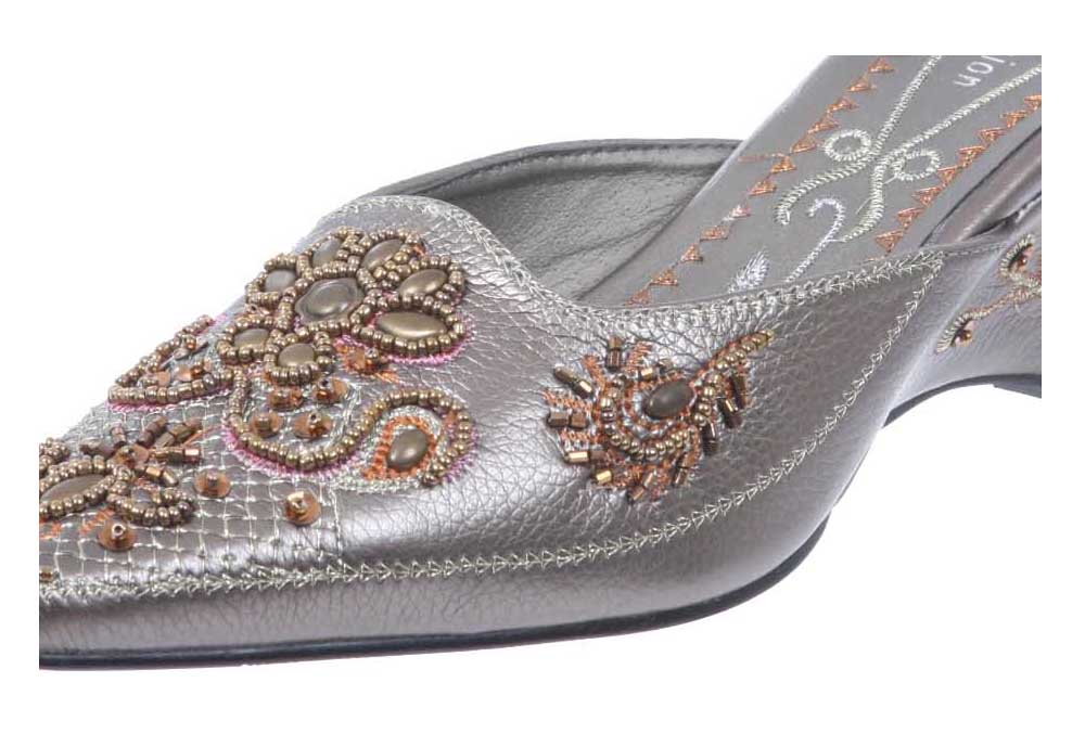 JOHN FASHION Embroidery Beads Sandal